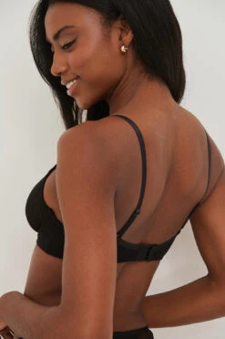 Seashell Mesh Bra -Na-Kd nakd seashell mesh bra 1013 001075 0002 02b