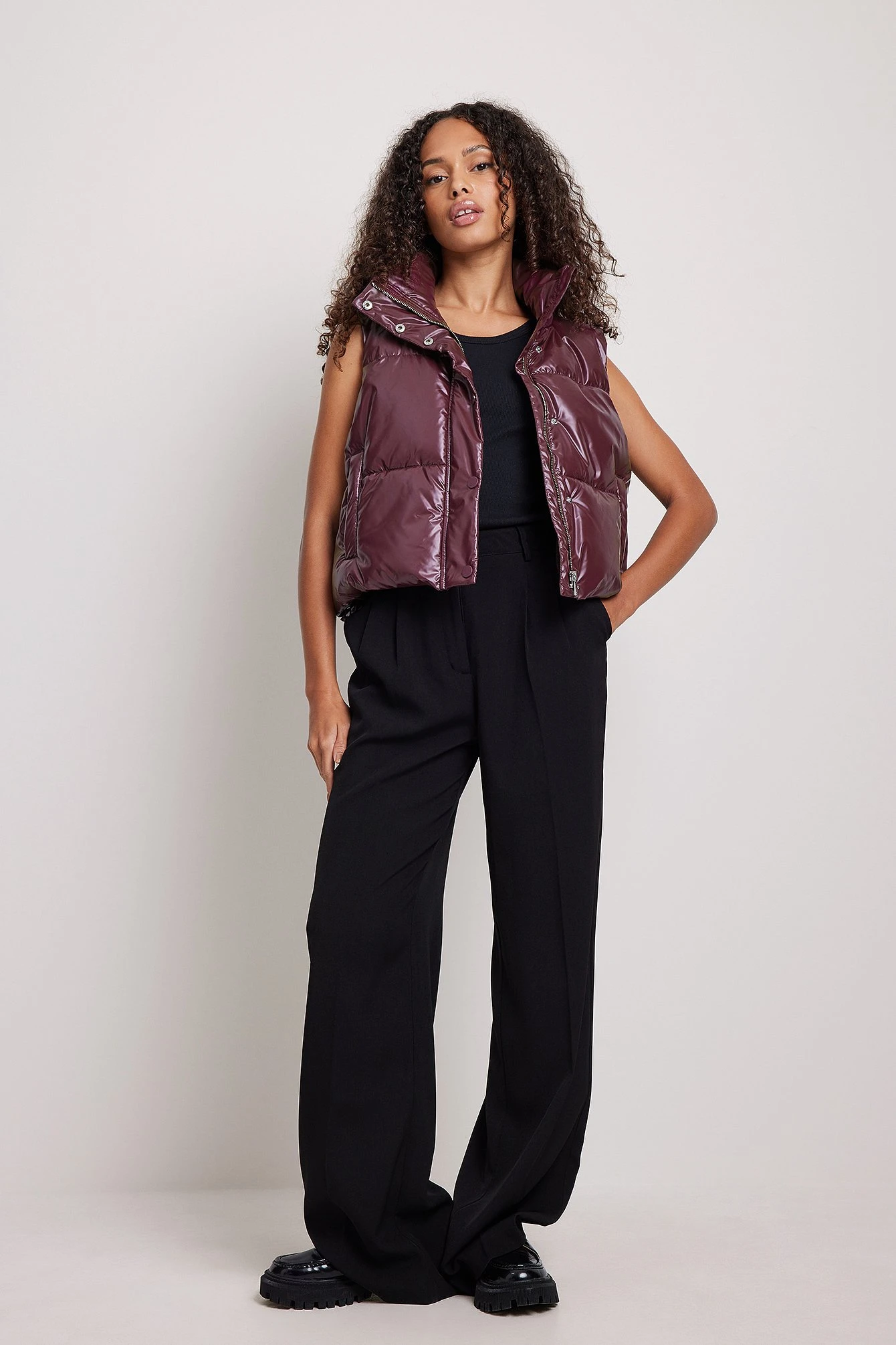 NA-KD Shiny Cropped Vest 7 NA-KD Shiny Cropped Vest - Image 5