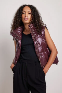 NA-KD Shiny Cropped Vest 21 NA-KD Shiny Cropped Vest -Na-Kd nakd shiny cropped vest 1018 008939 0212 12916