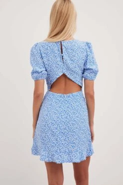 NA-KD Short Sleeve Open Back Mini Dress -Na-Kd nakd short sleeve open back mini dress 1100 003574 0529 4657