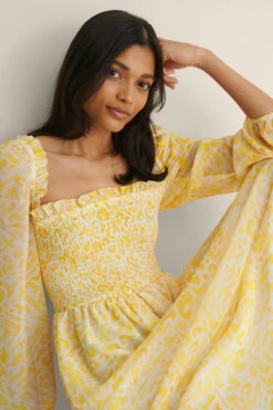 NA-KD Recycled Smocked Balloon Sleeve Maxi Dress 14 NA-KD Recycled Smocked Balloon Sleeve Maxi Dress -Na-Kd nakd smocked ballon sleeve maxi dress 1100 004816 9201 03g