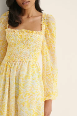 NA-KD Recycled Smocked Balloon Sleeve Maxi Dress 17 NA-KD Recycled Smocked Balloon Sleeve Maxi Dress -Na-Kd nakd smocked ballon sleeve maxi dress 1100 004816 9201 04g