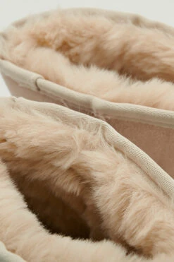 Soft Teddy Boots -Na-Kd nakd soft tedd boots 1055 001091 0005 19326