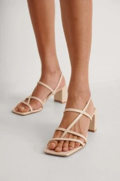 Strappy Block Heels -Na-Kd nakd strappy block heels 1055 000897 0260 01l