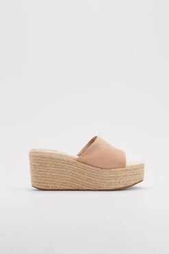 Suede Flatform Sandals