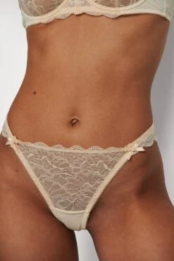 Sugar Bow Lace Thong -Na-Kd nakd sugar bow lace thong 1013 001049 0719 03h r11 1