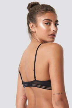 Transparent Stripe Mesh Bra -Na-Kd nakd trasnparent stripe mesh bra 1013 000240 0002 02b r1