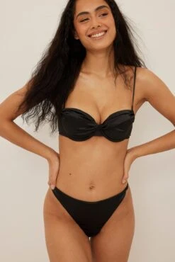 Twisted Thin Strap Satin Bra -Na-Kd nakd twisted thin strap satin bra 1013 001093 0002 03r