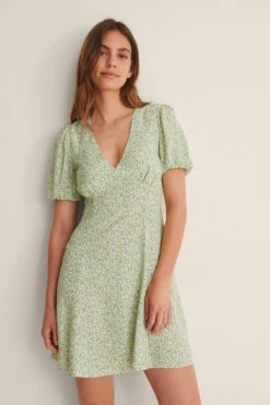 V-Neck Mini Dress -Na-Kd nakd v neck mini dress 1100 004966 9534 01j