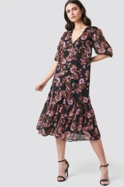 V-Neck Puff Sleeve Chiffon Dress