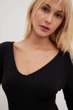 V-Neck Ribbed Midi Dress 25 V-Neck Ribbed Midi Dress -Na-Kd nakd v neck ribbed midi dress 1044 000280 0002 14979 1 1