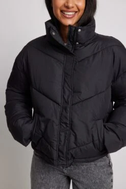 NA-KD V Detail Padded Jacket -Na-Kd nakd v detail padded jacket 1100 005456 0002 3196 copy