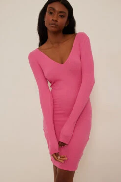 V-Neck Rib Long Sleeved Mini Dress -Na-Kd nakd v neck rib long sleeved mini dress 1100 005925 0015 02