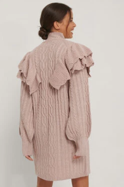 NA-KD Volume Flounce Knitted Dress -Na-Kd nakd volume flounce knitted dress 1018 006319 0115 02k r 2
