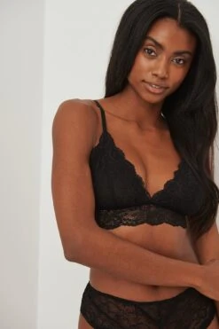 Wide Lace Triangle Top