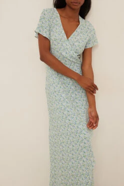 NA-KD Wrap Maxi Dress -Na-Kd nakd wrap maxi dress 1100 006143 2196 2252
