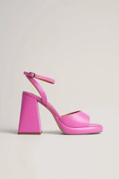 Chubby Plateau Heels -Na-Kd nakdchubby plateau heels 1055 001378 0015 3189 r