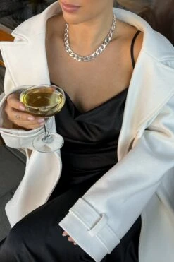 NA-KD One Button Closure Coat -Na-Kd one button closure coat 1100 006558 0260 social1