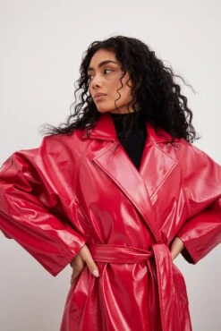 NA-KD Oversized Shiny Pu Belted Trenchcoat -Na-Kd oversized shiny pu belted trenchcoat 1100 006925 0004 320691