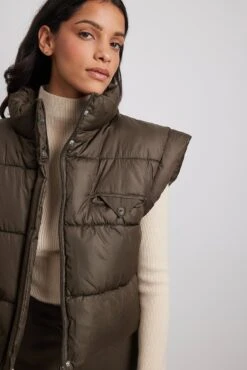 Pocket Detail Puffer Vest -Na-Kd pocket detail puffer vest 1720 000103 076517029 copy