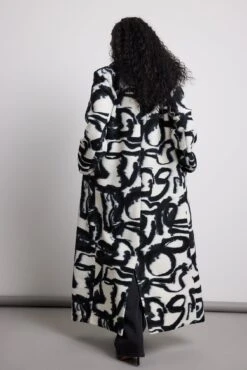 Printed Maxi Coat -Na-Kd printed maxi coat 1018 009898 025925153