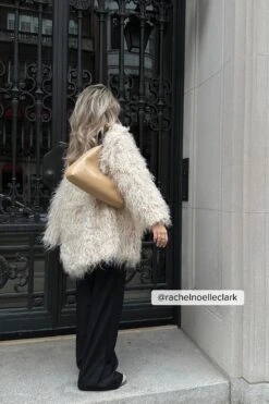 Faux Fur Coat -Na-Kd rachelnoelleclark 1769 000041 0260 social