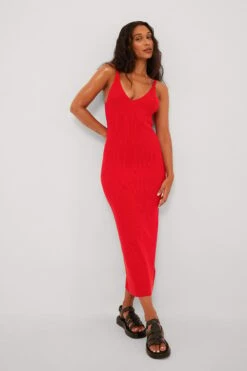Ribbed Knitted Deep Back Dress 26 Ribbed Knitted Deep Back Dress -Na-Kd ribbed knitted deep back dress 1018 009506 00044073 copy 2