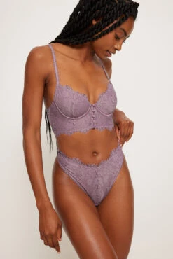 Romantic Detailed Lace Bustier -Na-Kd romantic detailed lace bustier 1013 001205 3022 7149