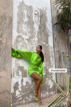 Draped Detail Satin Dress -Na-Kd sarahcatala 1736 000384 0010 social