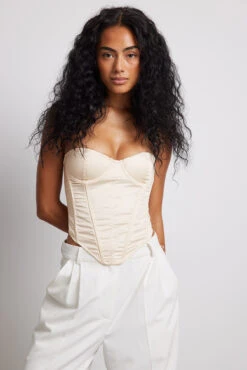 Satin Tailored Corset 22 Satin Tailored Corset -Na-Kd satin tailored corset 1013 001145 066825054