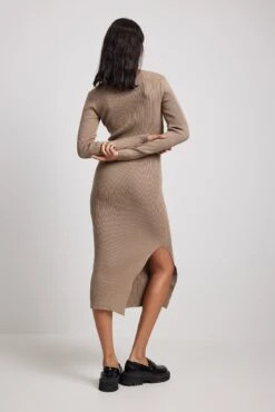 NA-KD Scoop Neck Midi Slit Dress 32 NA-KD Scoop Neck Midi Slit Dress -Na-Kd scoop neck midi slit dress 1100 005871 01191188