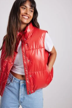NA-KD Shiny Cropped Vest 16 NA-KD Shiny Cropped Vest -Na-Kd shiny cropped vest 1018 008939 000415635