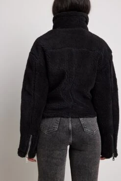 NA-KD Recycled Short Teddy Zipper Jacket 7 NA-KD Recycled Short Teddy Zipper Jacket -Na-Kd short teddy zipper jacket 1100 004874 0002 0599