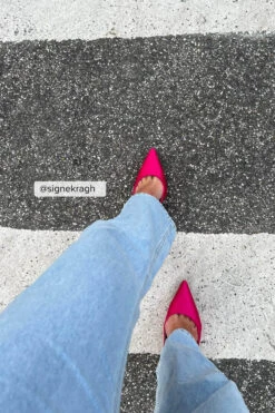 Satin Pumps -Na-Kd signekragh 1055 001305 2008 social