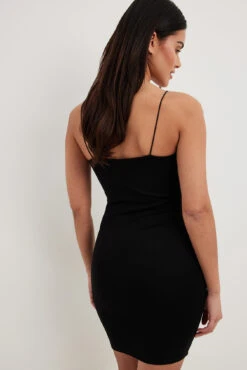 NA-KD Spaghetti Strap Dress -Na-Kd spaghetti strap dress 1100 007441 000222870