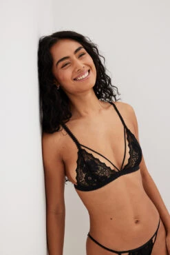 Strap Detailed Lace Top