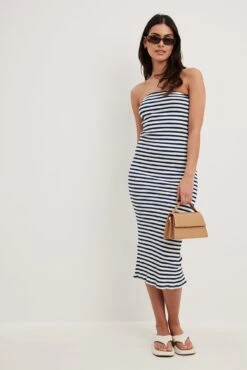 Striped Tube Midi Dress -Na-Kd striped tube midi dress 1044 000291 140722157 01c