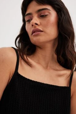 Structured Loose Fit Midi Dress -Na-Kd structured loose fit midi dress 1018 010420 00028600