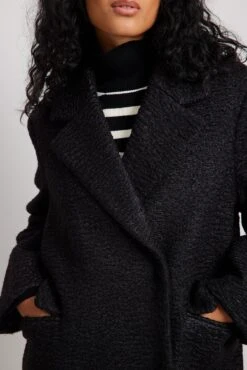 NA-KD Structured Short Coat 25 NA-KD Structured Short Coat -Na-Kd structured short coat 1100 006774 00021601