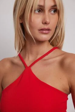 NA-KD Thin Strap Halterneck Midi Dress -Na-Kd thin strap halterneck midi dress 1100 007029 00042008