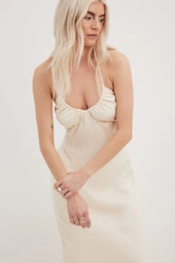 NA-KD Tie Back Structure Midi Dress -Na-Kd tie back structure midi dress 1100 007100 0021 1685