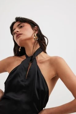 Twisted Front Satin Midi Dress 13 Twisted Front Satin Midi Dress -Na-Kd twisted front satin midi dress 1708 000122 0002 r 4