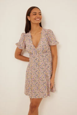 V-Neck Mini Dress -Na-Kd v neck mini drees 1100 004966 24937926