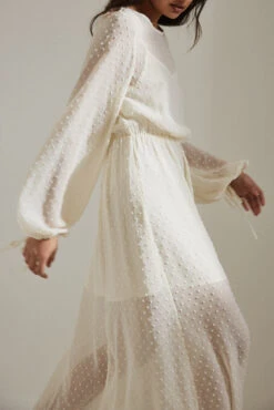 Volume Sleeve Maxi Dress -Na-Kd volume sleeve maxi dress 1797 000022 0021 creative1