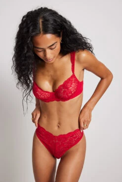 Wide Strap Lace Cup Bra 16 Wide Strap Lace Cup Bra -Na-Kd wide strap lace cup bra 1013 001180 0348 01